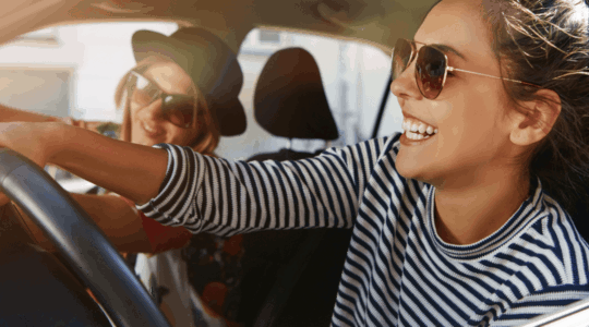 girls-driving-car