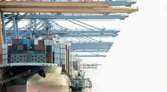 marine-cargo-ship-port