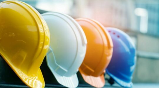 construction-helmets