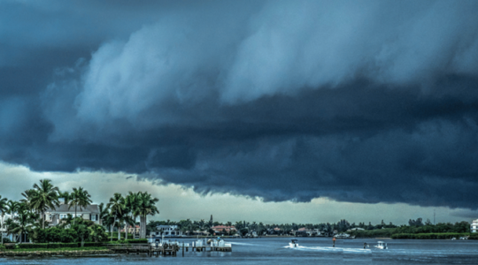 coastal-storm-building