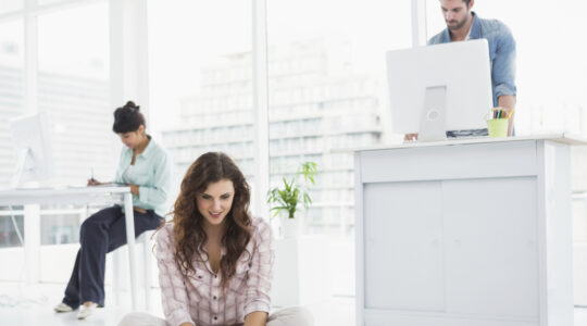 I Stock 57416170 MEDIUM working color