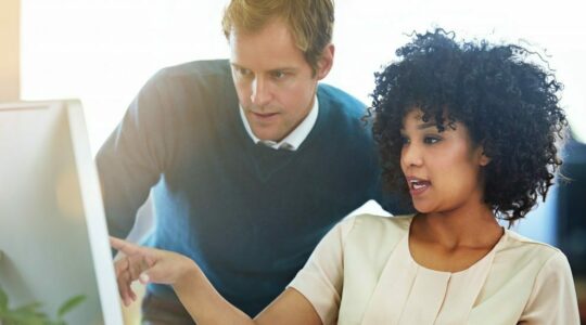 Decorative image 556 1100x550